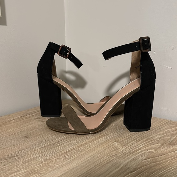 New Look Suede Open Toe Two Tone Block Heeled Sandal In Khaki Green Size 6 - Picture 3 of 7